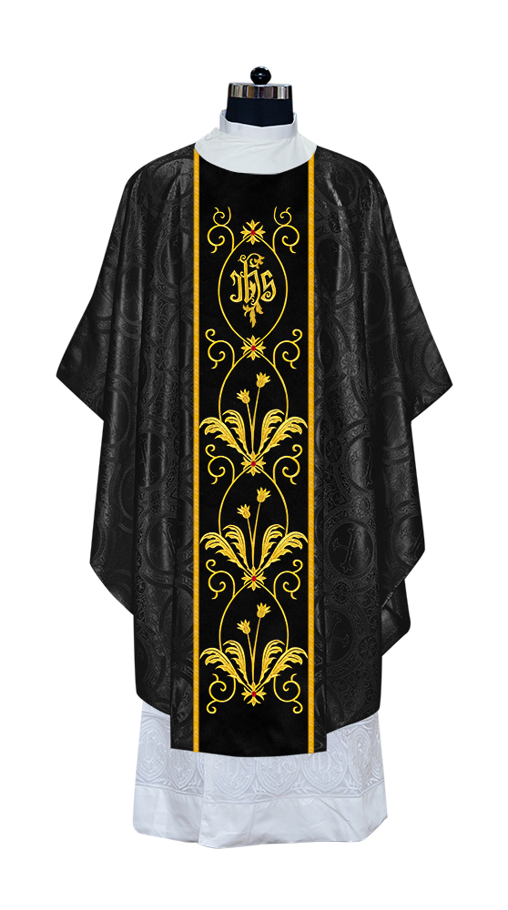 Gothic style chasuble enriched with Spiritual motifs