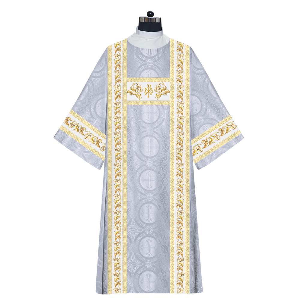 Dalmatics Vestments With Enhanced Embroidery