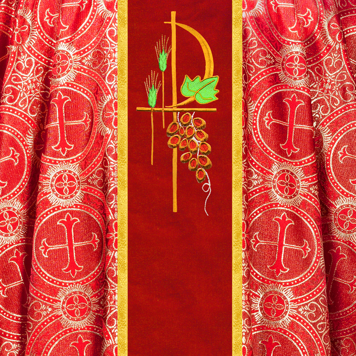 Gothic Chasuble Spiritual PAX with Grapes Motif