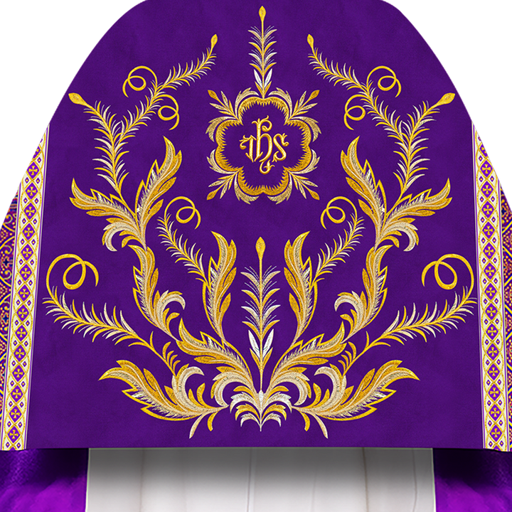 Humeral Veil Vestment with Ornate Embroidery Motif