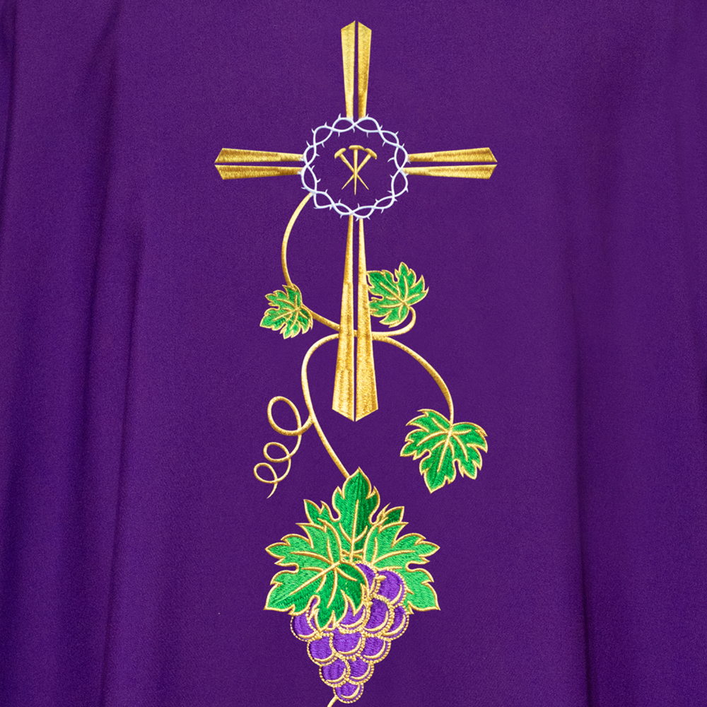 Gothic chasuble adorned with Grape clusters