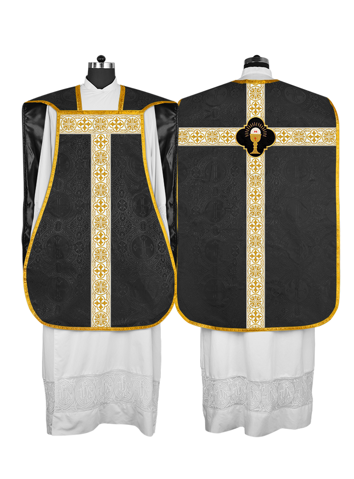 Vestimentas con espalda de violín con motivo y cruz Orphrey