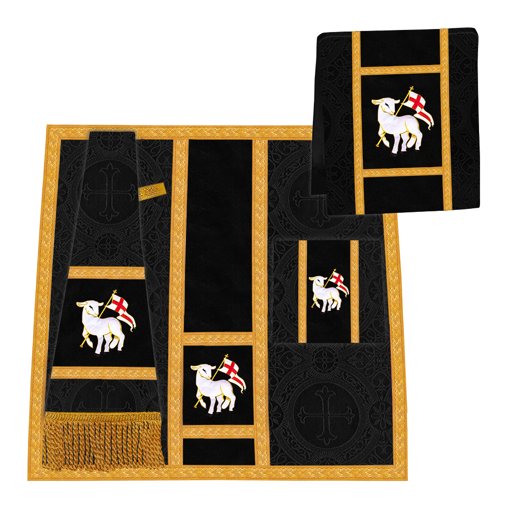 Vestimenta con espalda de violín y motivo bordado 