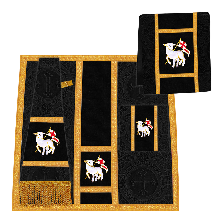 Vestimentas con espalda de violín con motivo y cruz Orphrey