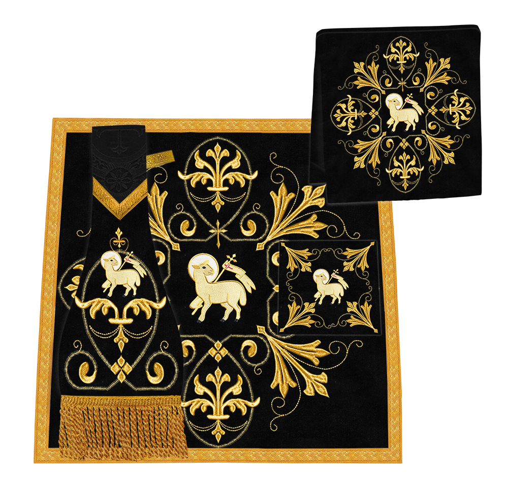 Vestimentas católicas con espalda de violín 