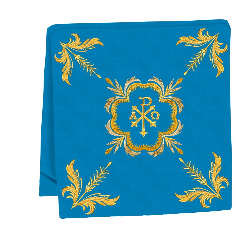 Altar Mass Set Adorned with Ornate Embroidery and Motif