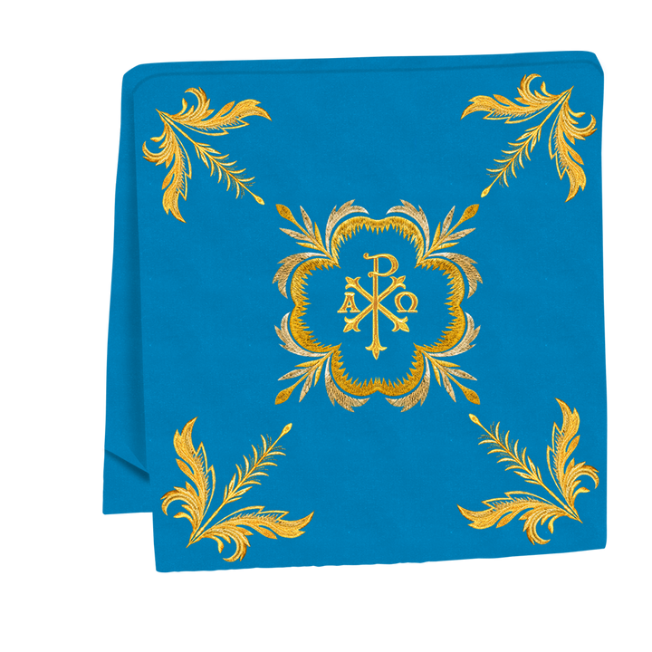 Altar Mass Set Adorned with Ornate Embroidery and Motif