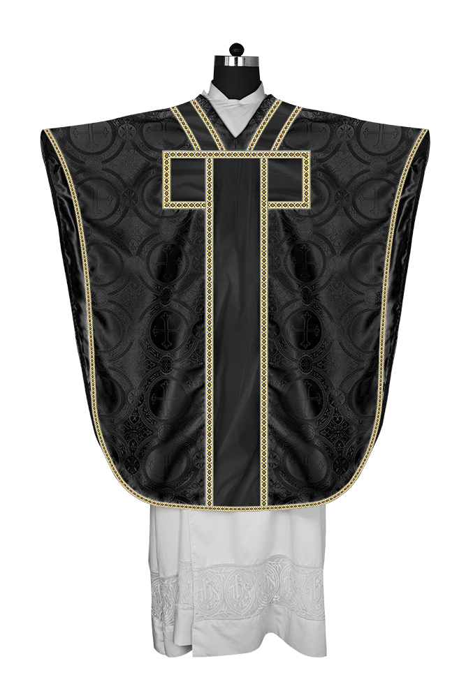 Casulla borromea adornada con trenzas tejidas 