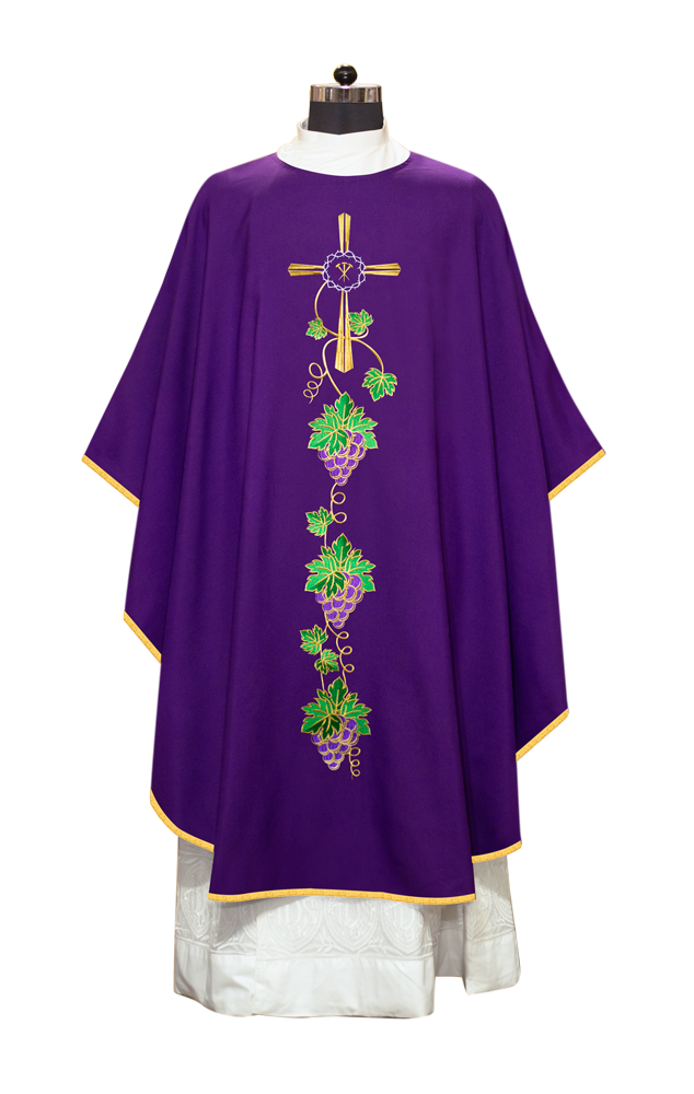 Gothic chasuble adorned with Grape clusters