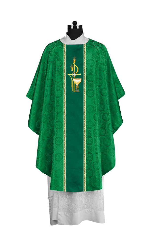 Premium Gothic Chasuble Adorned with Embroidered Motif