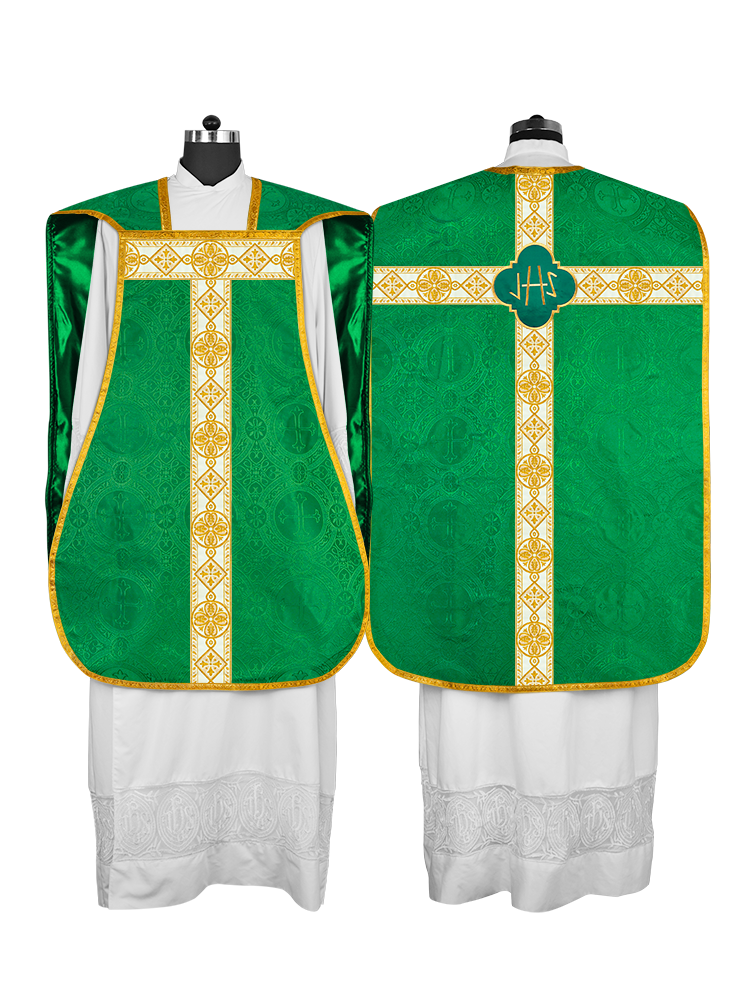 Vestimenta con espalda de violín y motivo bordado 