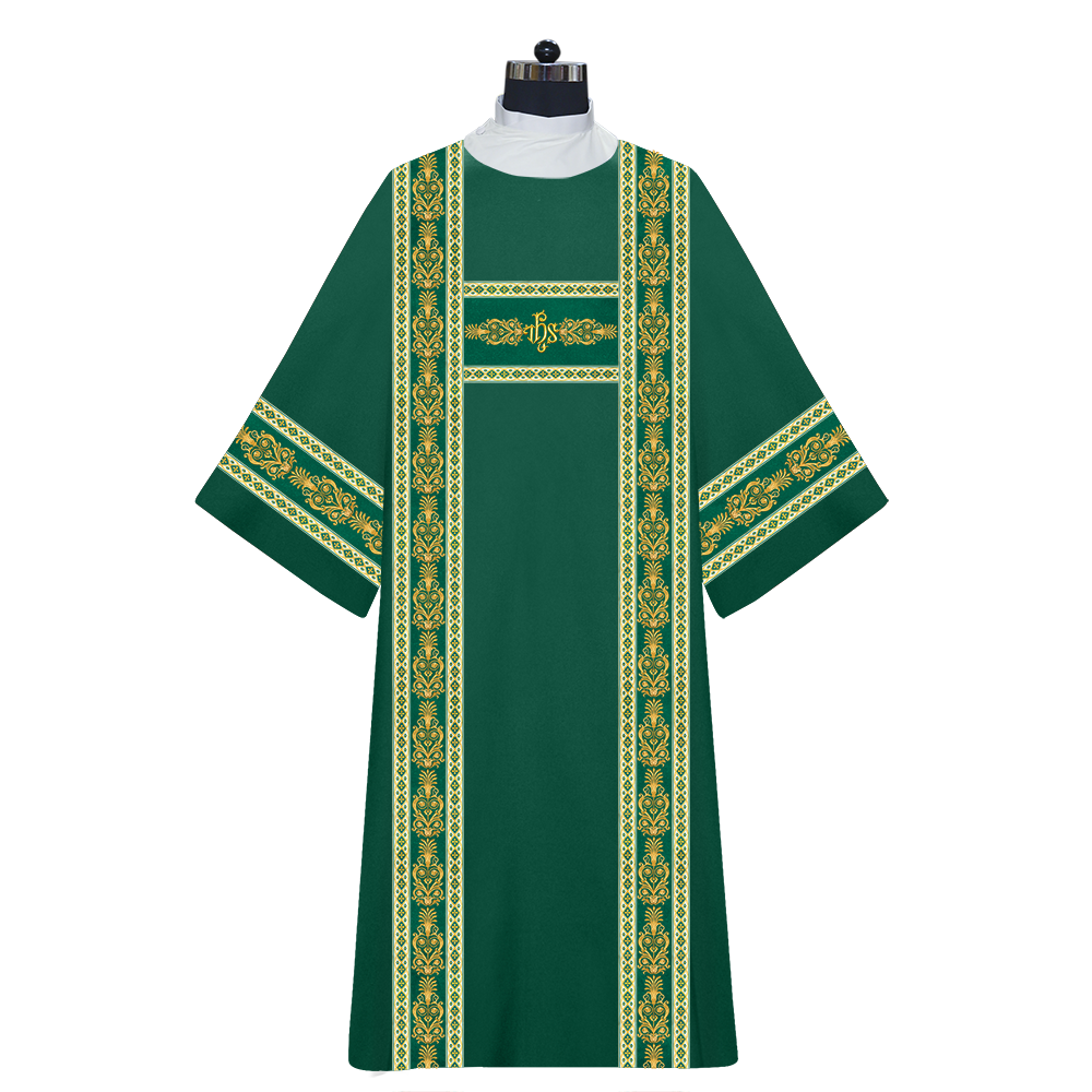 Dalmatics Vestments With Embroidered motifs