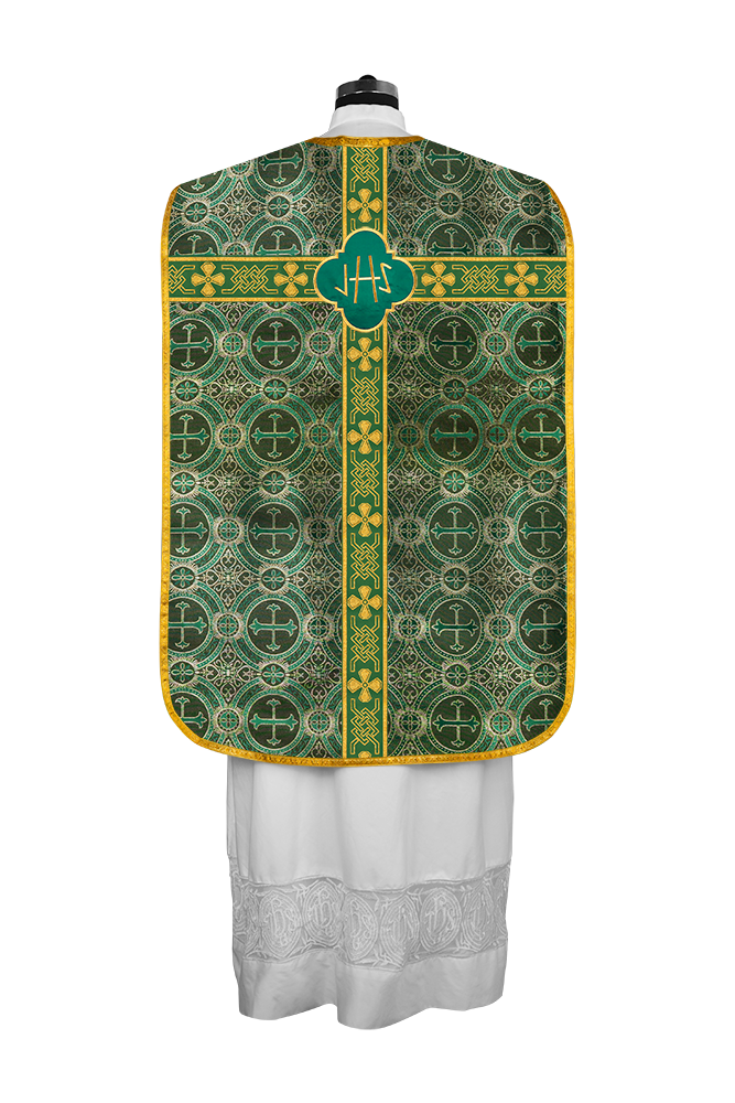 Casulla romana con motivos y ribetes 