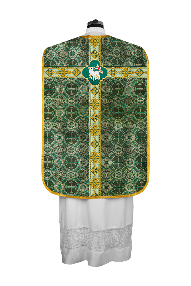 Casulla romana con trenzas tejidas