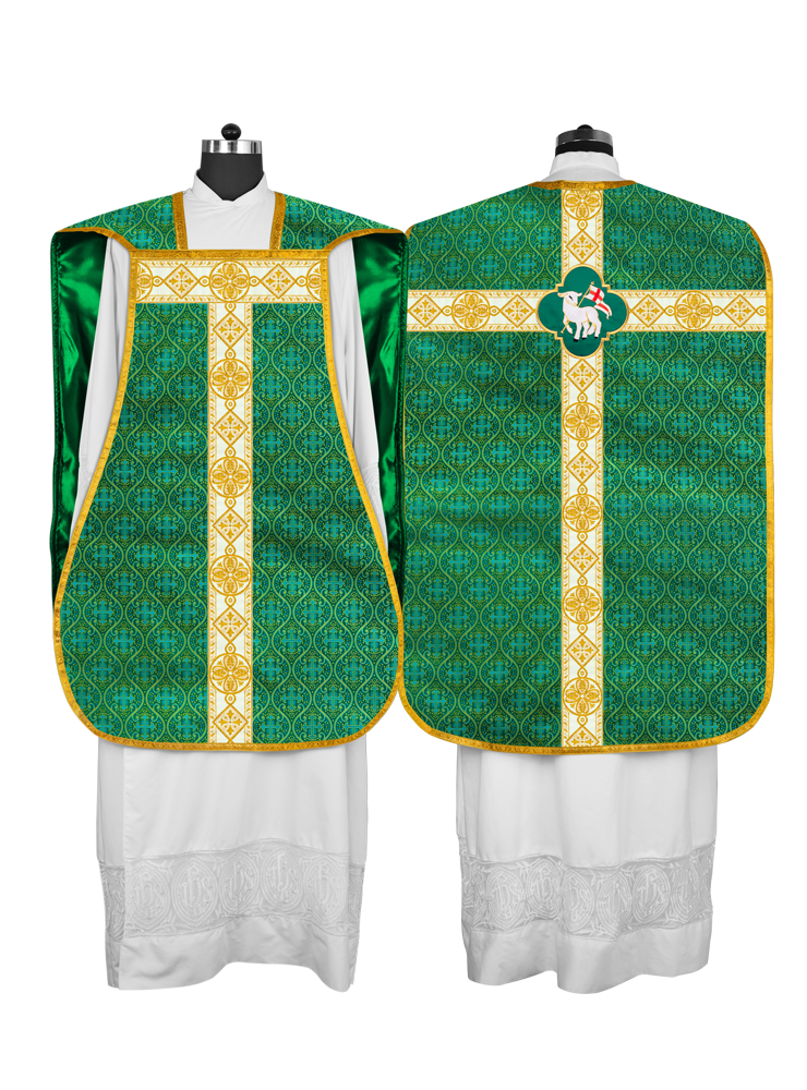 Vestimenta con espalda de violín y motivo bordado 