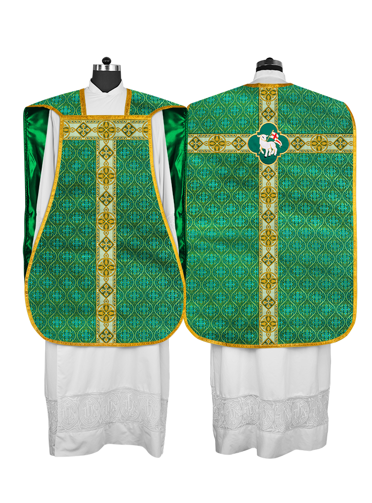 Casulla romana con trenzas tejidas