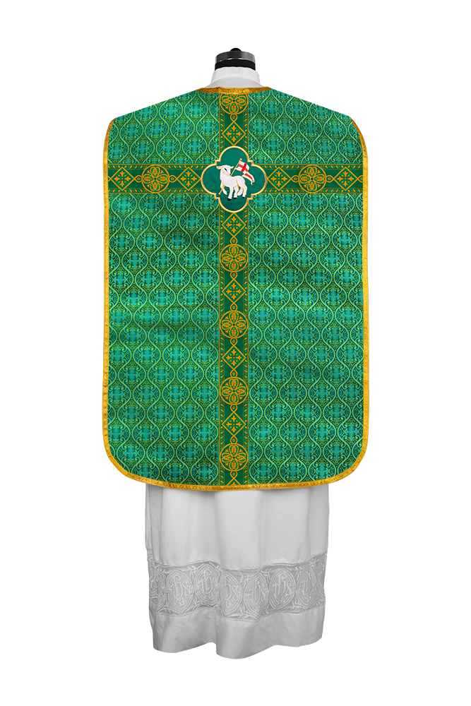 Vestimentas de casulla romana con orfebrería trenzada 