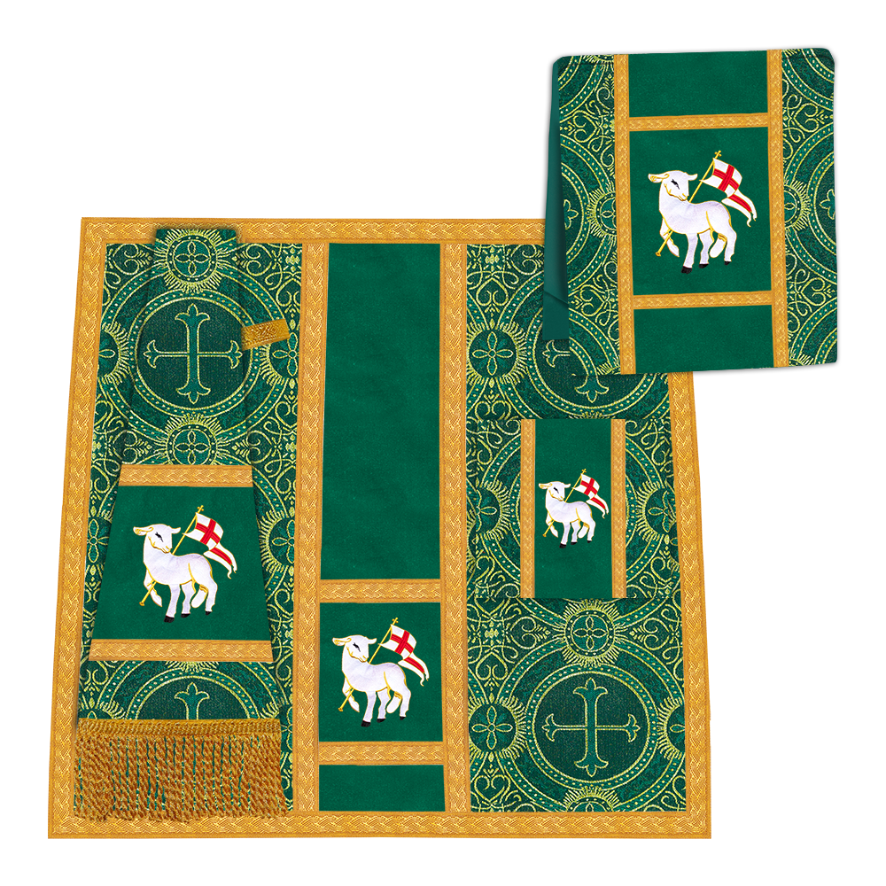 Casulla romana con trenzas tejidas