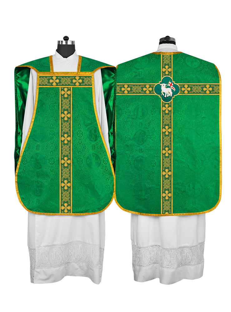 Casulla romana con motivos y ribetes 