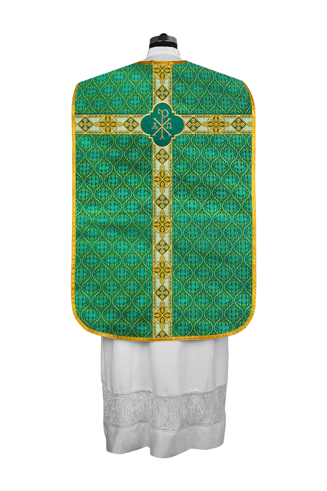 Casulla romana con trenzas tejidas