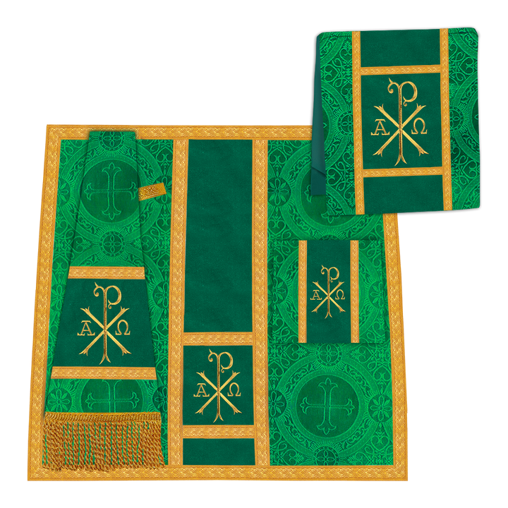 Vestimentas de casulla romana con orfebrería trenzada 