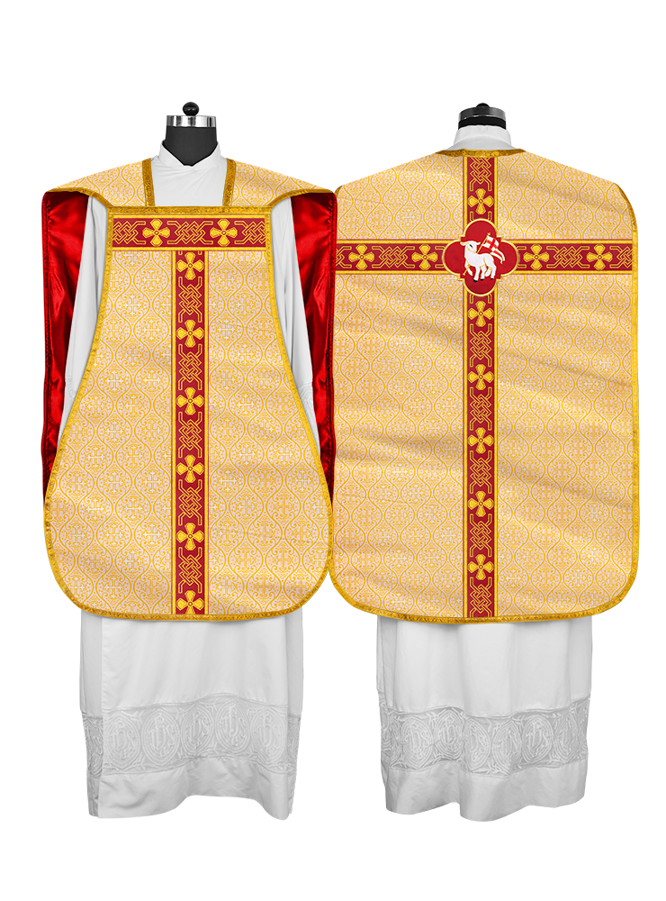 Casulla romana con motivos y ribetes 