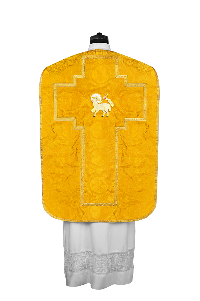 Roman Chasuble with adorned motif