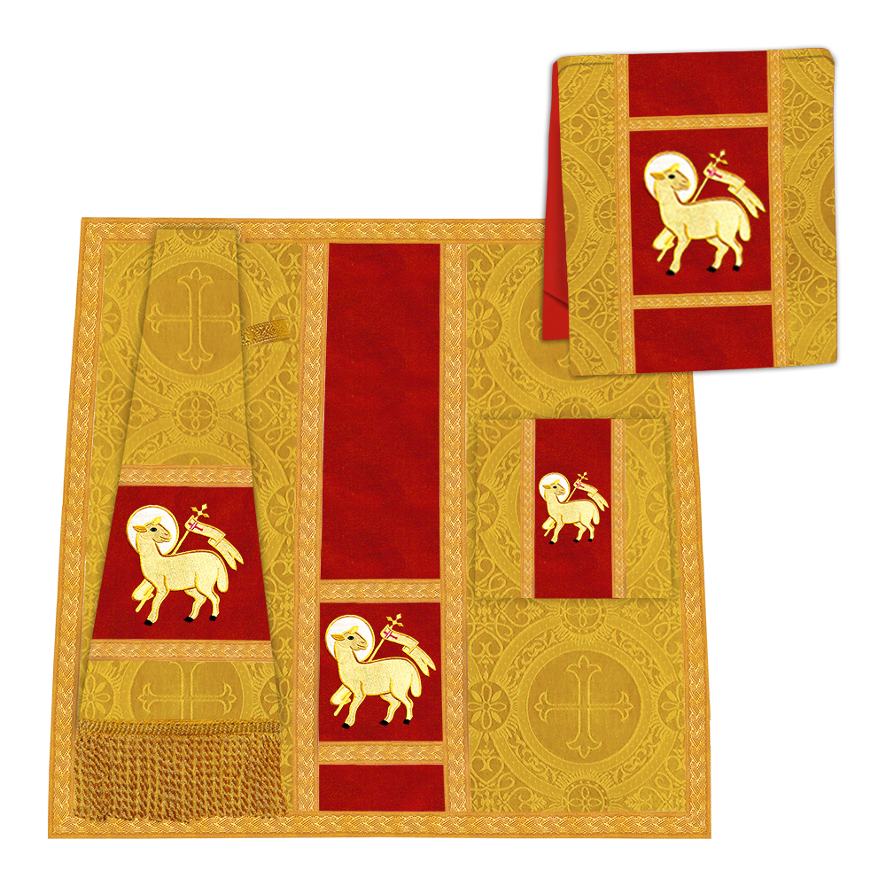 Roman Chasuble with adorned motif