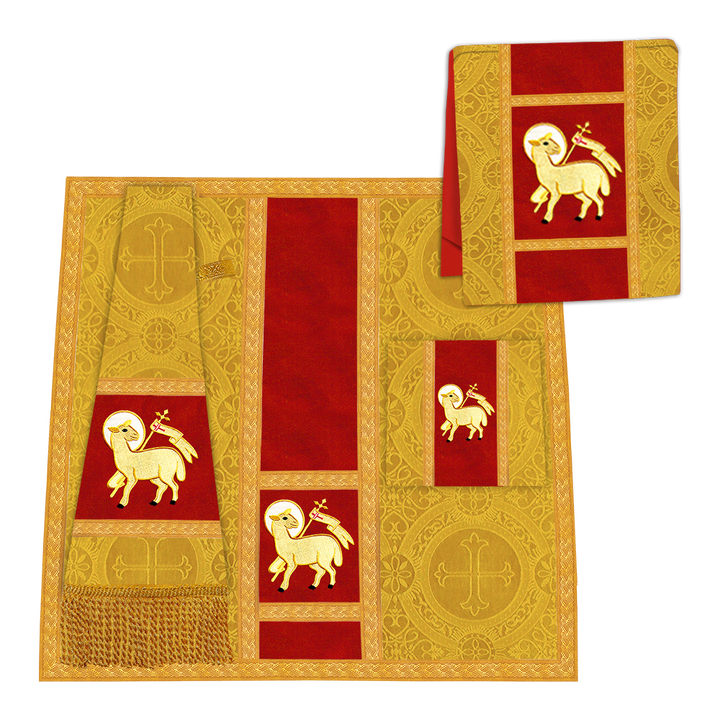 Roman Chasuble with adorned motif