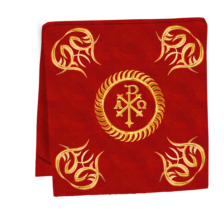 Ornate mass Set with Embroidered trims and motif