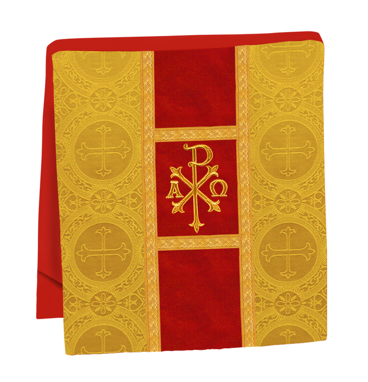 Roman chasuble adorned with lace