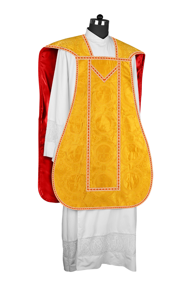 Casulla romana con motivos y ribetes adornados 