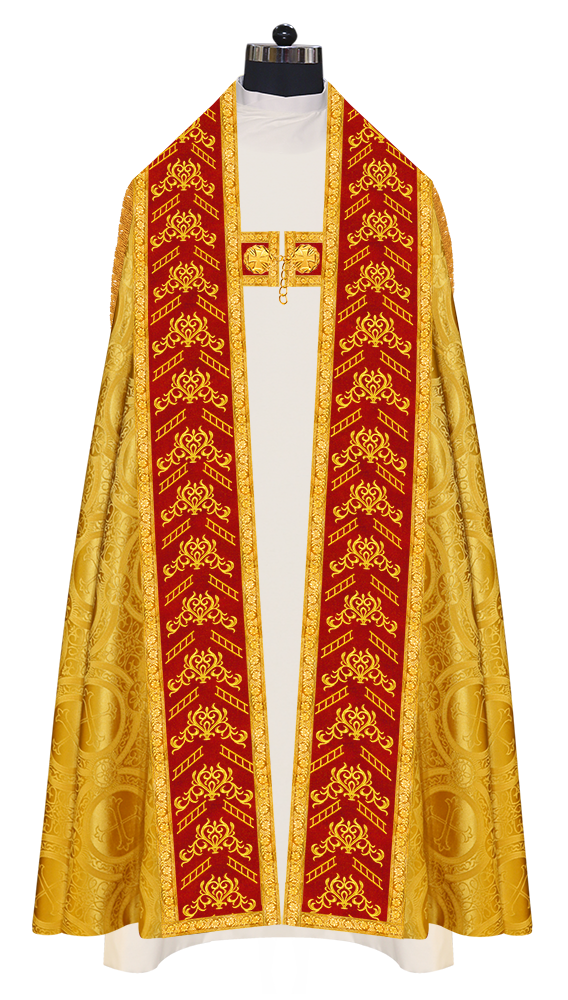 Vestiduras de la capa católica romana 