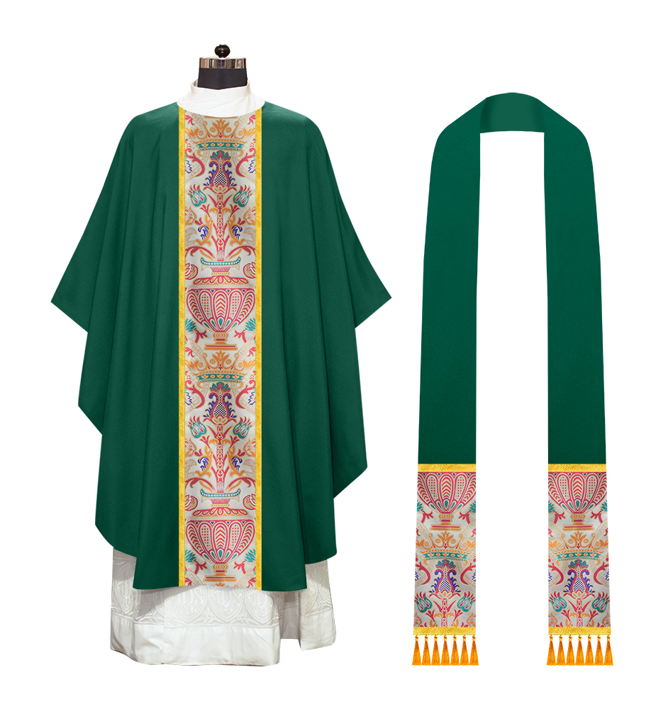Gothic Chasubles in Coronation Tapestry