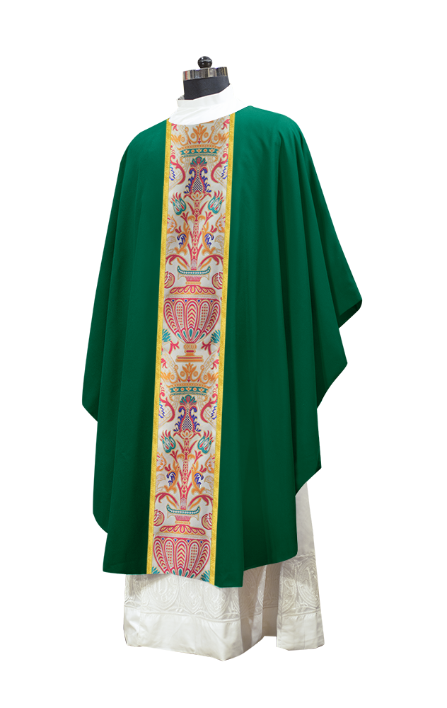 Gothic Chasubles in Coronation Tapestry