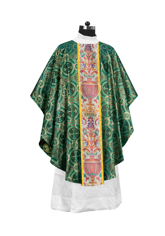 Gothic Chasubles in Coronation Tapestry