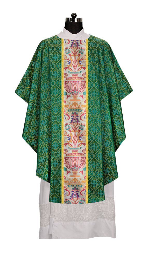 Gothic Chasubles in Coronation Tapestry