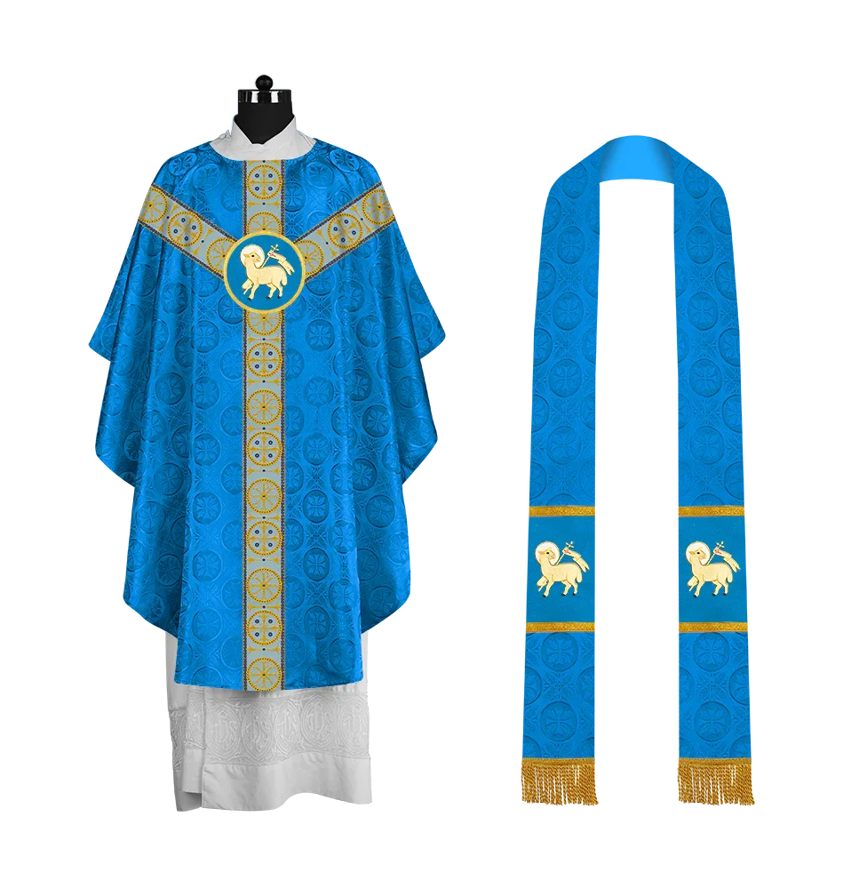 Gothic-Style Chasuble in Premium Fabric with Spiritual Motif