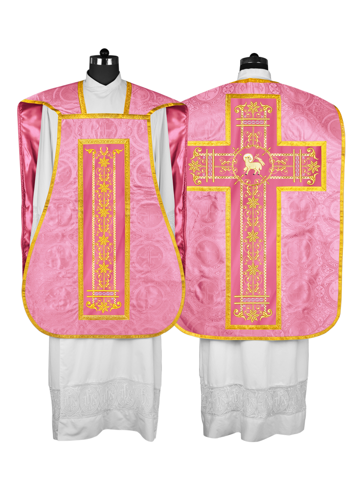 Vestimentas católicas con espalda de violín 