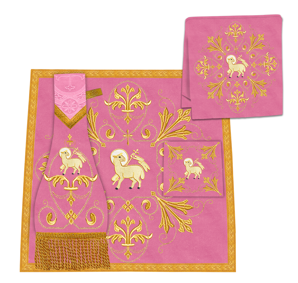 Vestimentas católicas con espalda de violín 