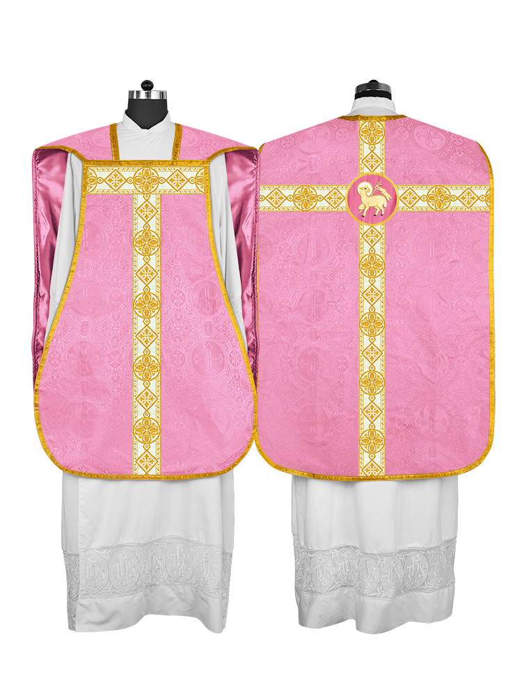 Vestidura de violín adornada con encaje 