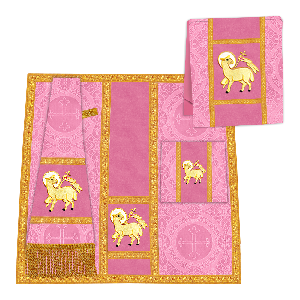 Roman Chasuble with adorned motif