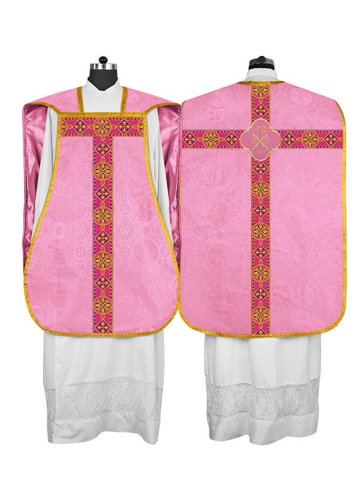 Casulla romana con trenzas tejidas