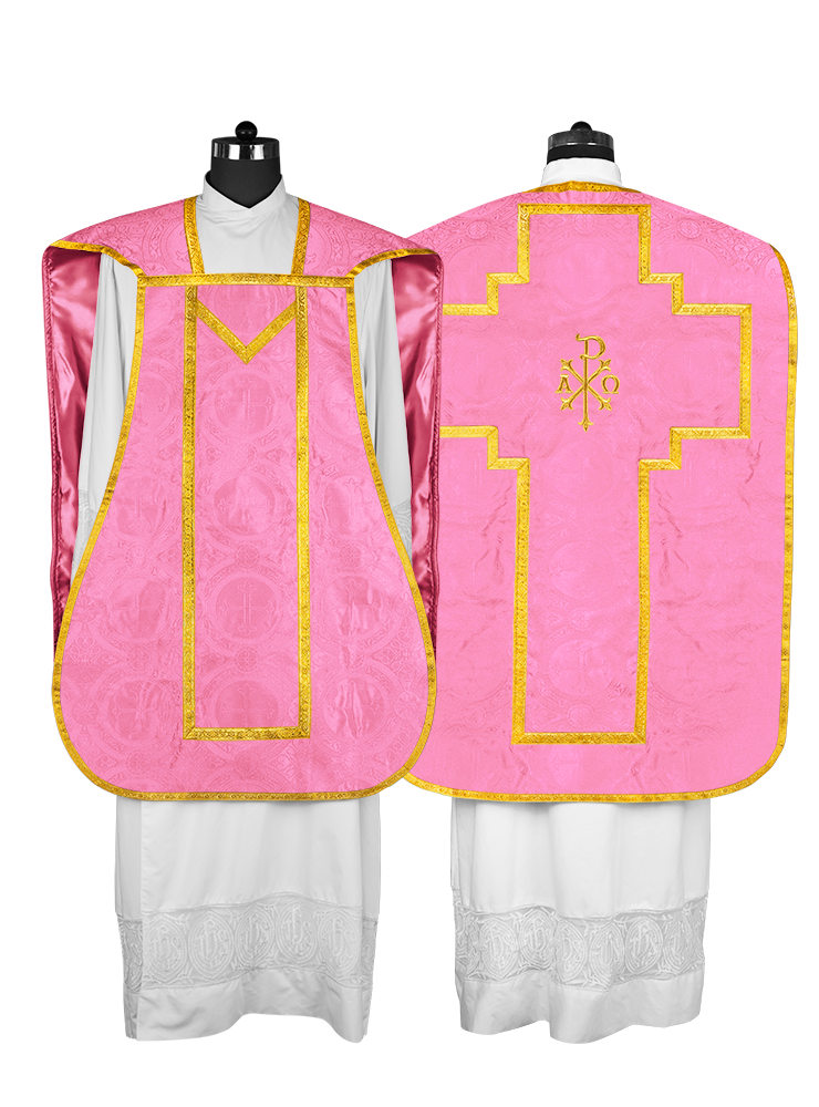 Roman Chasuble with adorned motif