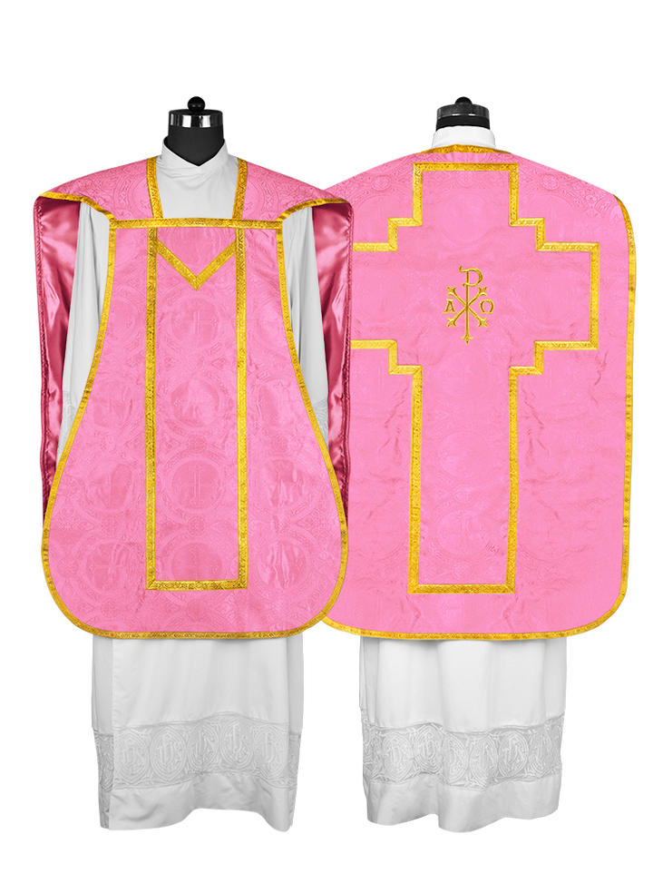 Roman Chasuble with adorned motif