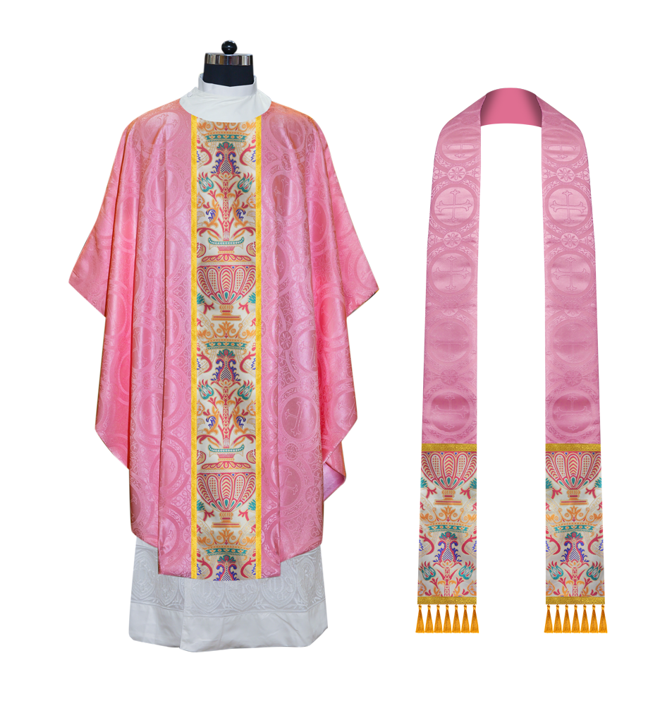 Gothic Chasubles in Coronation Tapestry