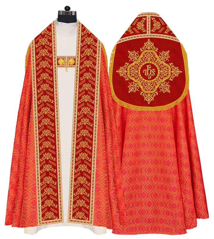 Elegant Roman Cope Vestment with Ornate Embroidery