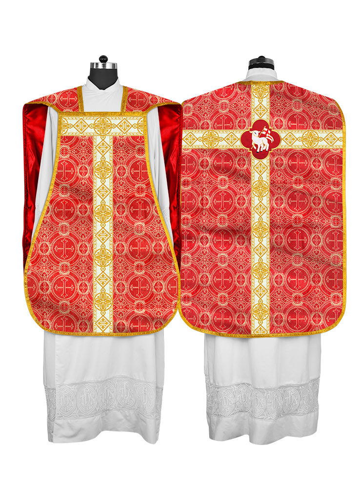 Vestimenta con espalda de violín y motivo bordado 