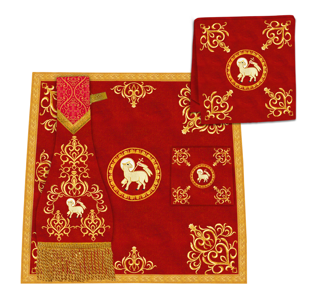 Borromean Chasuble with Adorned Lace