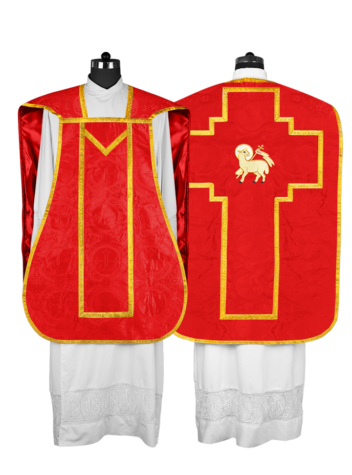 Roman Chasuble with adorned motif